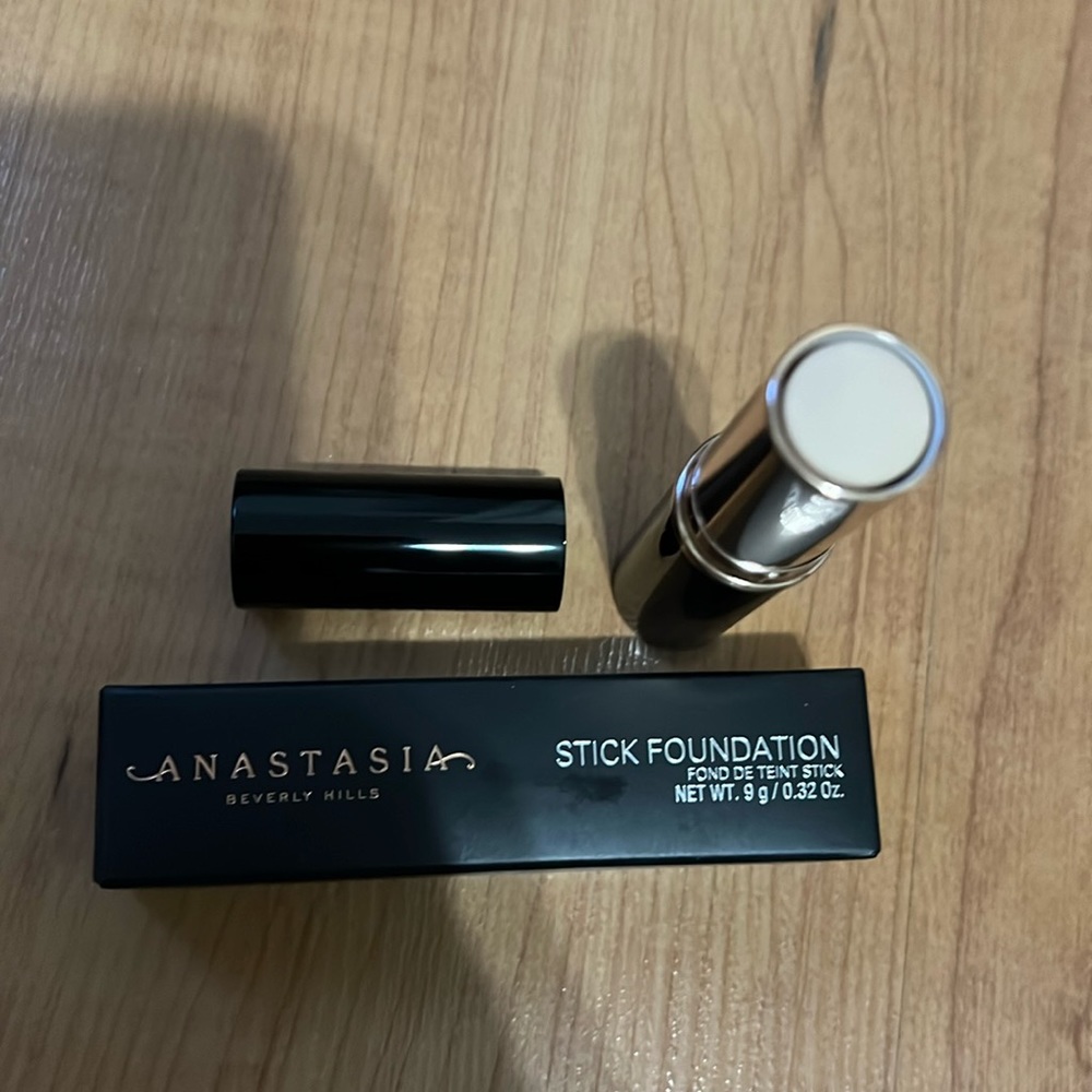 Anastasia Beverly Hills stick foundation